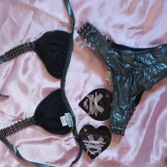 Beach Bunny NWT Toxic XS Top M Bottom - Picture 4 of 9